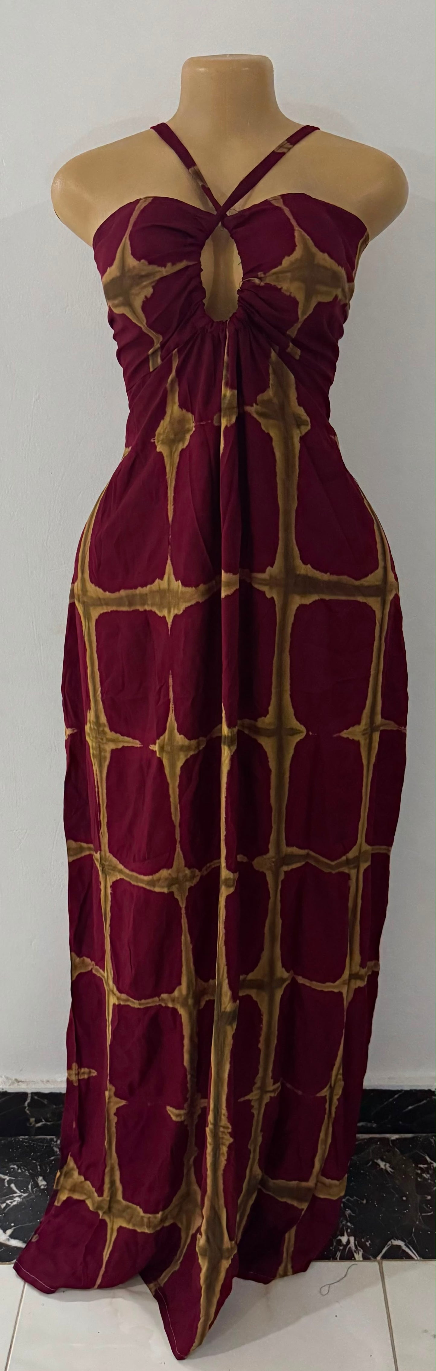 Backless Baati