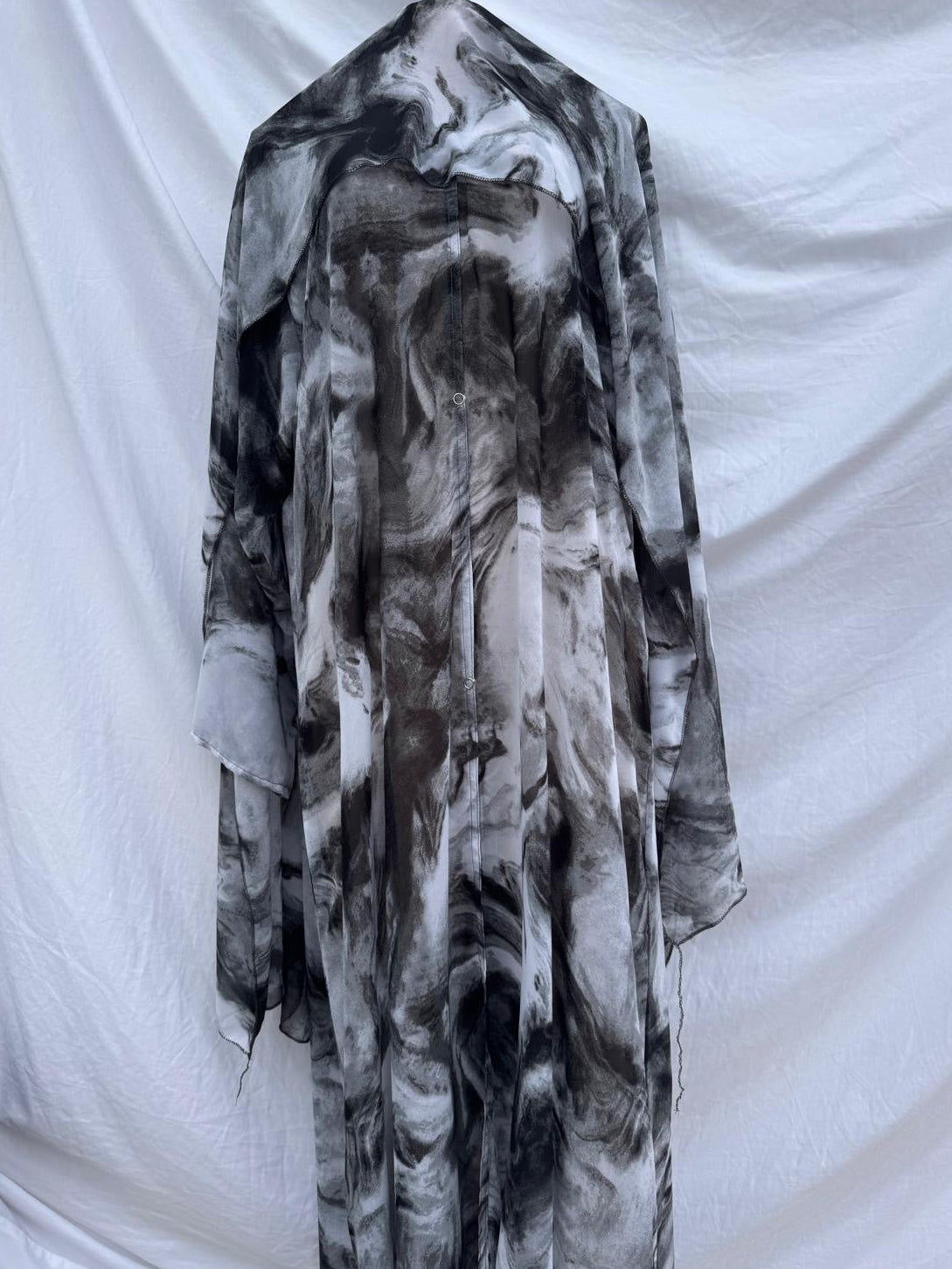 Midnight Marble Abaya