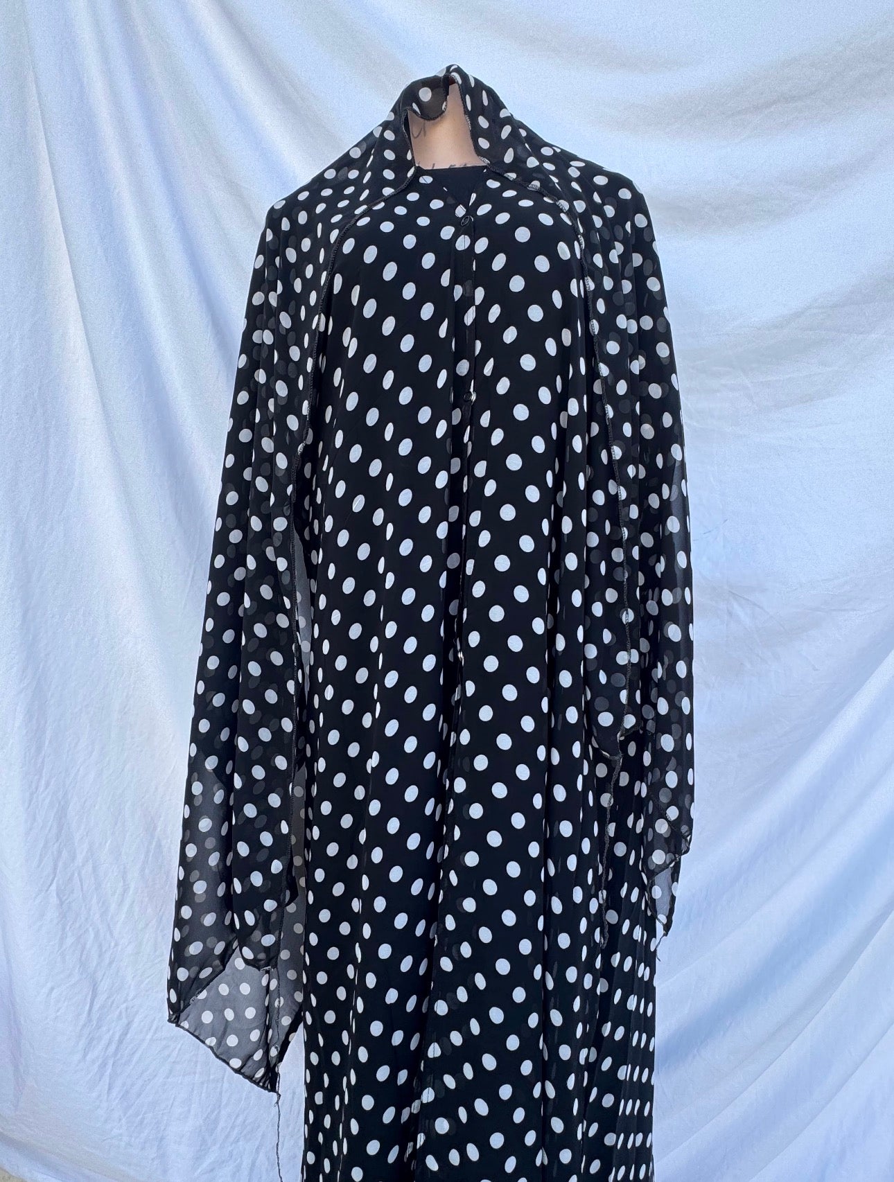 Black Polka Dot Abaya